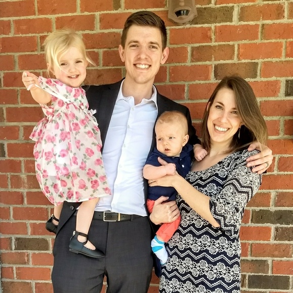 Meet your Posher, Hanna - Picture 1 of 2